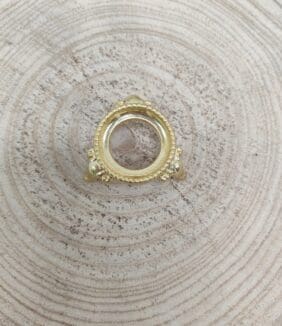 Standaard voor edelsteenbollen goudkleurig-2