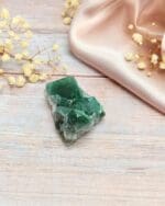Groene fluoriet ruw nr. 12-4