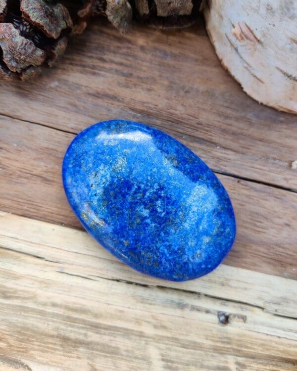 Lapis lazuli handsteen nr. 3