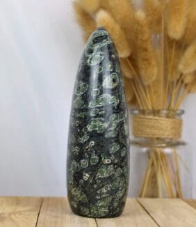 Kambaba jaspis sculptuur nr. 1-2