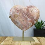 Roze amethist hart op standaard nr. 7