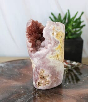 Roze amethist sculptuur nr. 21-2