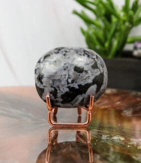 Gabbro merliniet handsteen nr. 1-2