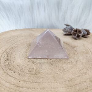 Rozenkwarts piramide nr. 1-3