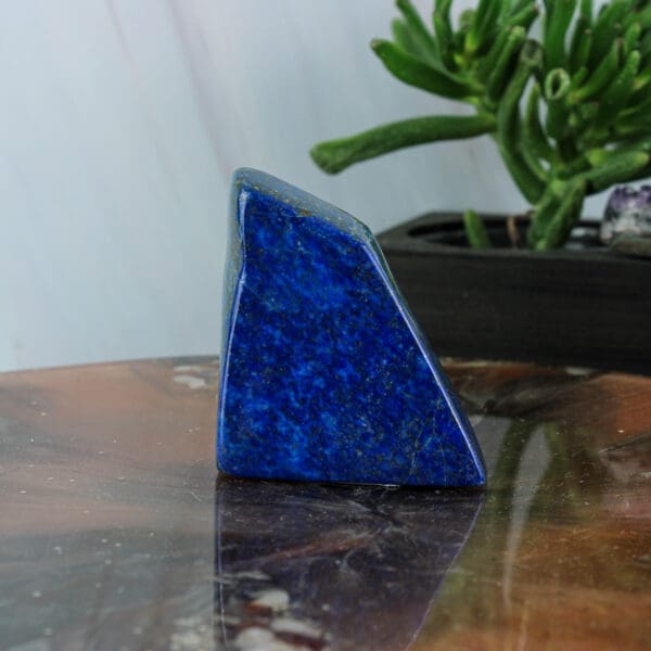 Lapis lazuli sculptuur nr. 4