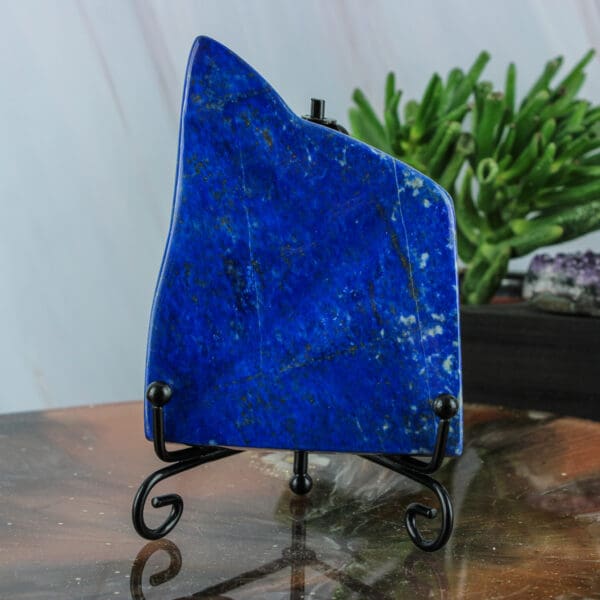 Lapis lazuli sculptuur nr. 5-5