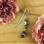 Boekenlegger tijgeroog en groene aventurijn, klavertje vier, vlinder en engel