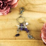 Sleutelhanger gouden driehoek met engel, ster en elf op maan-2