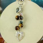 Sleutelhanger tijgeroog en mosagaat hart en engelenvleugels-3