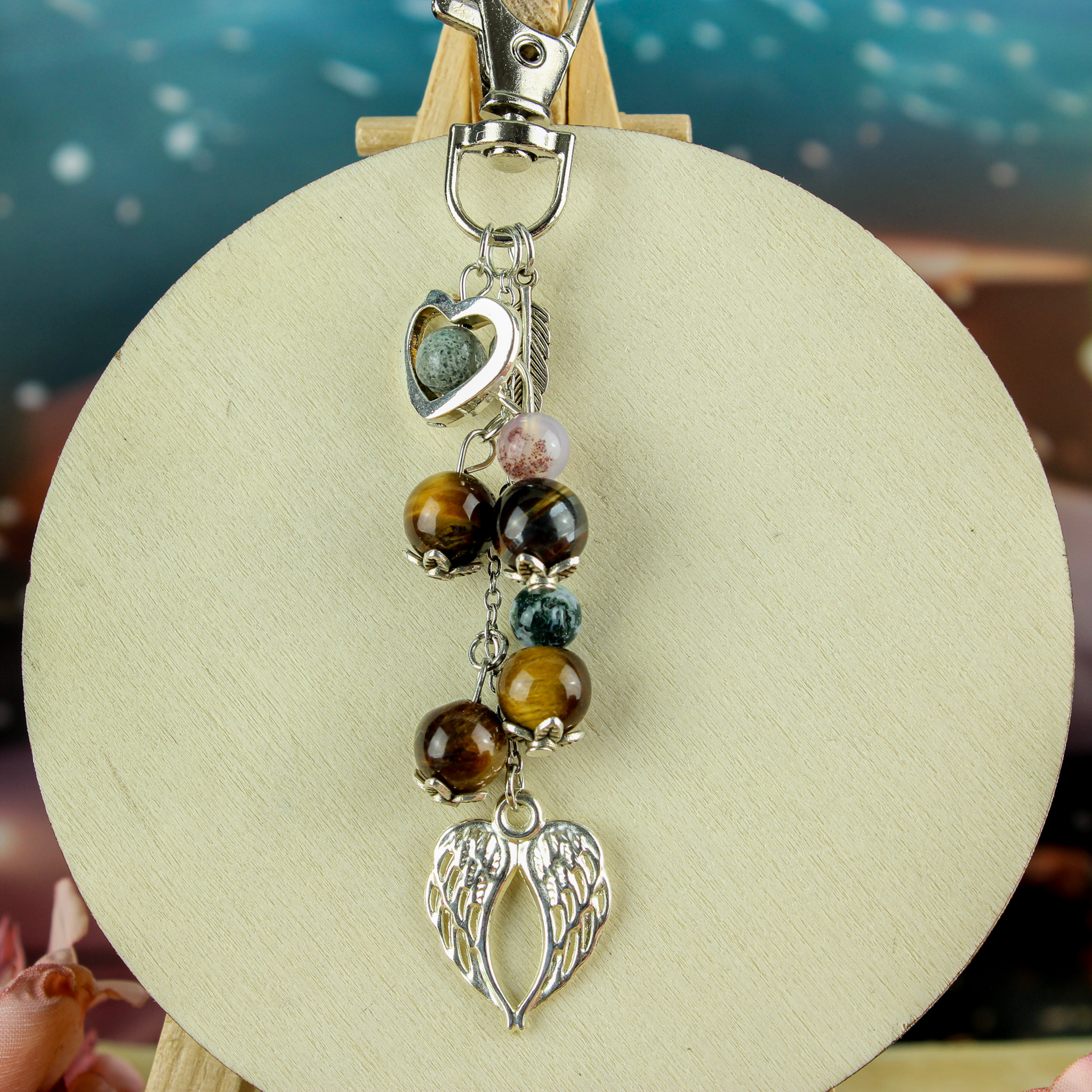 Sleutelhanger tijgeroog en mosagaat hart en engelenvleugels Sleutelhanger tijgeroog en mosagaat hart en engelenvleugels