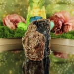 Zwarte toermalijn met mica ruw nr. 11-4