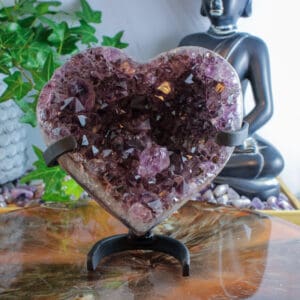 Amethist cluster hart op standaard nr. 2