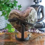 Amethist cluster hart op standaard nr. 4-4