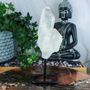 Bergkristal cluster op standaard nr. 3