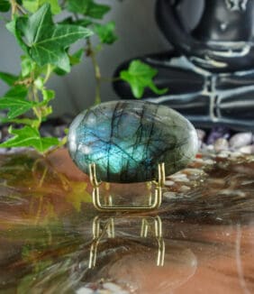 Labradoriet handsteen nr. 4