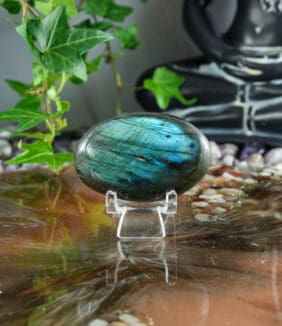 Labradoriet handsteen nr. 5