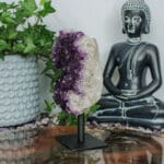 Amethist cluster op standaard nr. 4-3